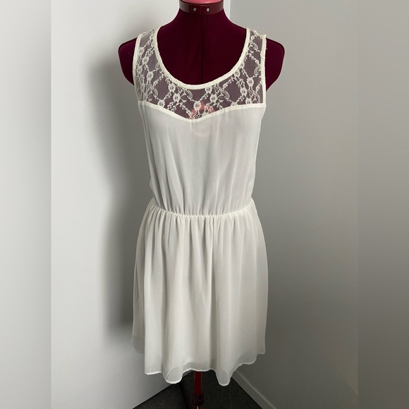 Off white dress chiffon sz S high low - Picture 1 of 2